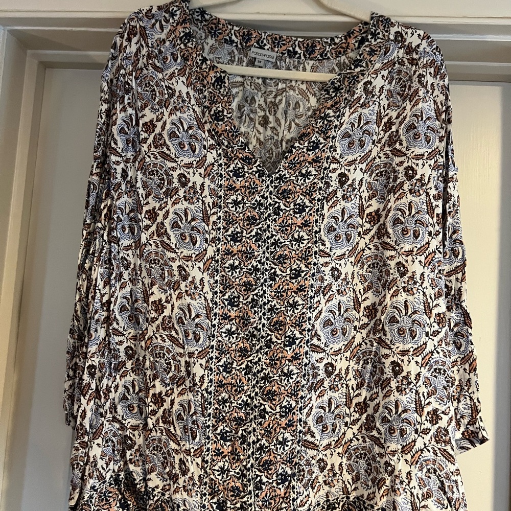 Floral Print V-Neck Blouse